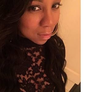 Meet your Posher, Lenora